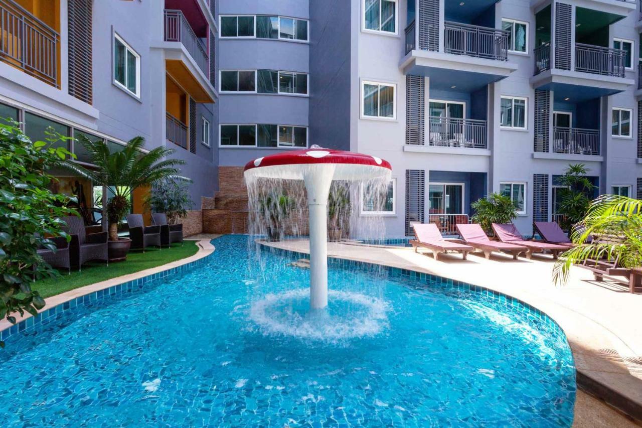 Bauman Residence Phuket Buitenkant foto