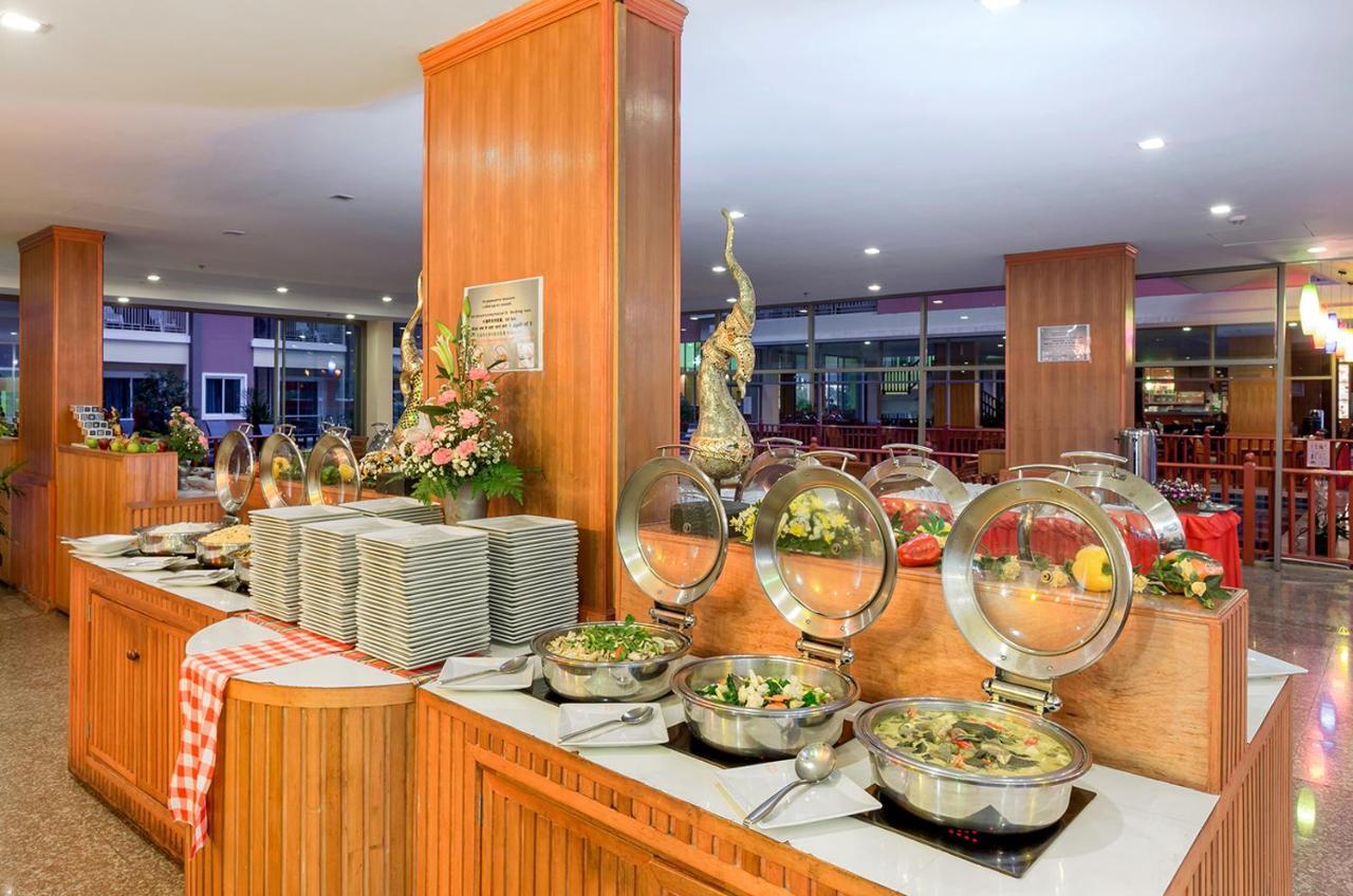 Bauman Residence Phuket Buitenkant foto